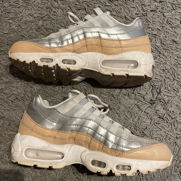 Air Max 95 SE sneakers PURE PLATINUM/ METALLIC SILVER WHITE  Beige leather - Picture 5 of 9